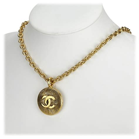 chanel necklace pendant cc|chanel necklace online shop.